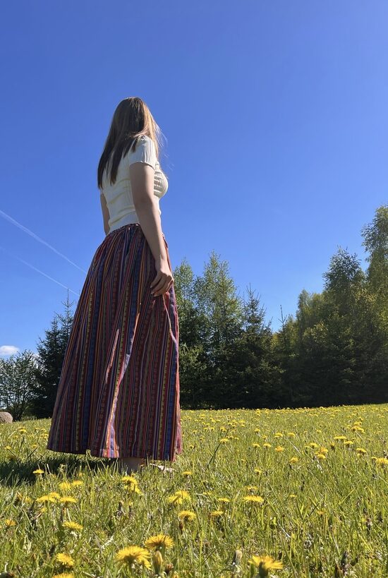 Stilizēti TAUTISKIE svārki